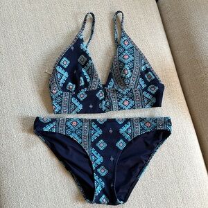 Aerie Bikini (top and bottom) in good condition